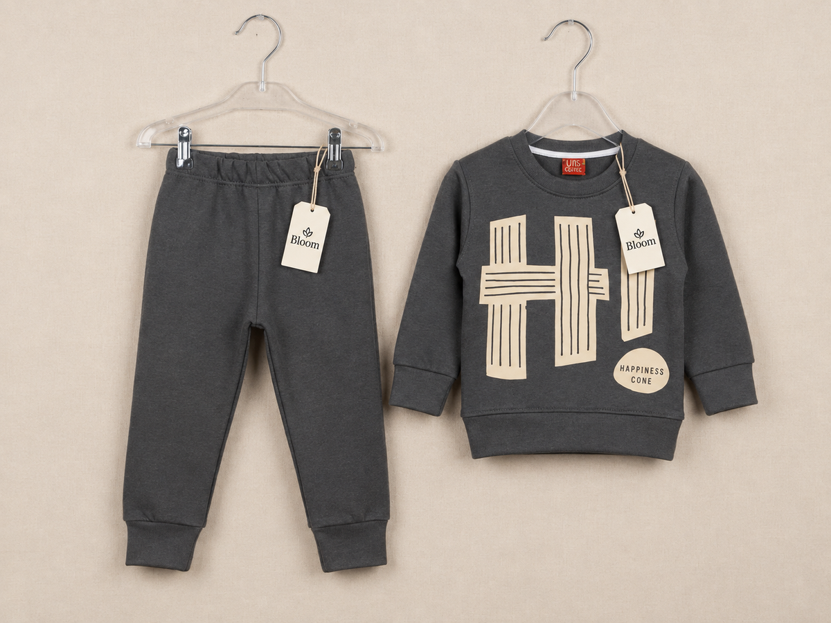 Kids 2-Piece Tracksuit – Sweatshirt & Jogger